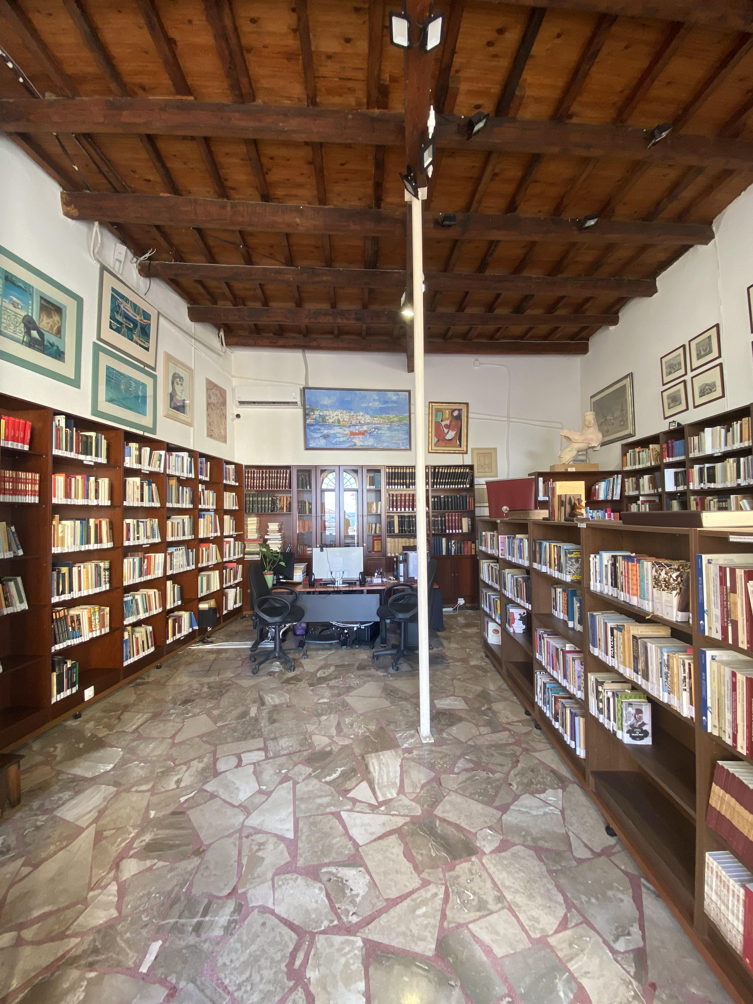 ΔΑΝΕΙΣΤΙΚΗ ΒΙΒΛΙΟΘΗΚΗ ΜΑΝΙΑΤΑΚΕΙΟΥ ΙΔΡΥΜΑΤΟΣ ΣΤΗΝ ΚΟΡΩΝΗ ΕΚΔΟΣΕΙΣ ΓΙΑ ΤΗΝ ΚΟΡΩΝΗ